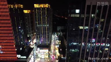 航拍湖南株洲大汉悦中心步行街美食街夜景